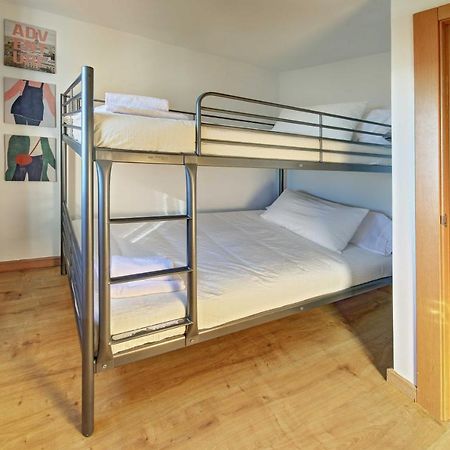 Apartament Pau Casals, 2 Min Walk From The Sea & Sea View Lloret de Mar Eksteriør billede